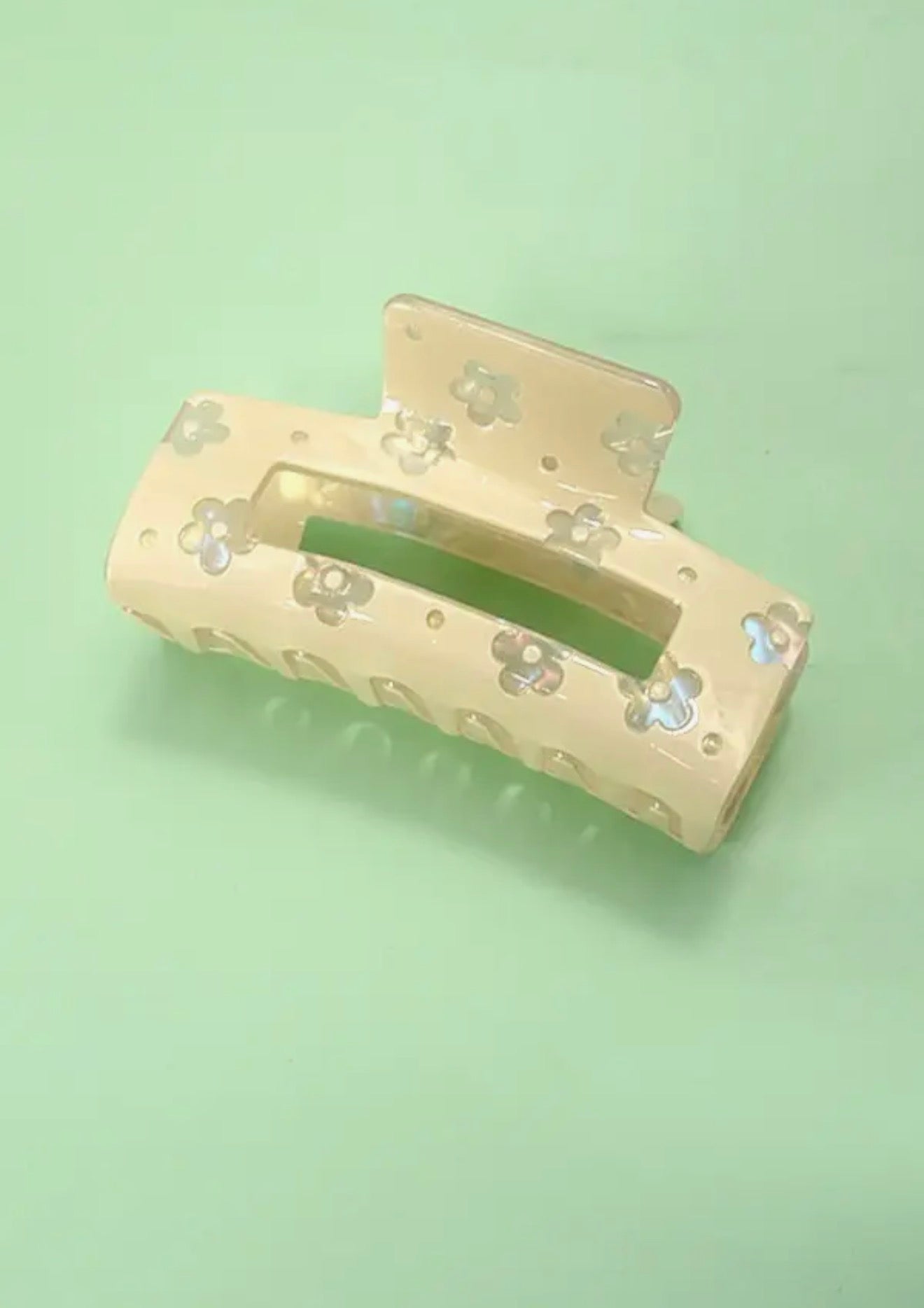 Ivory Flower Claw Clip