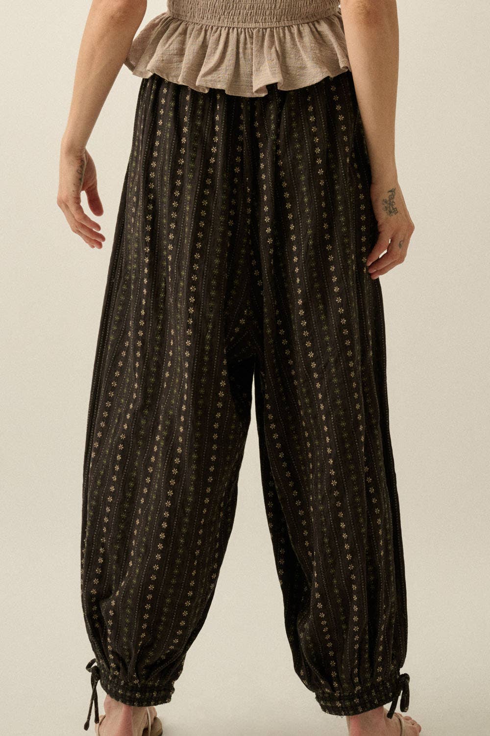 Geometric-Print Drawstring Wide-Leg Balloon Pants