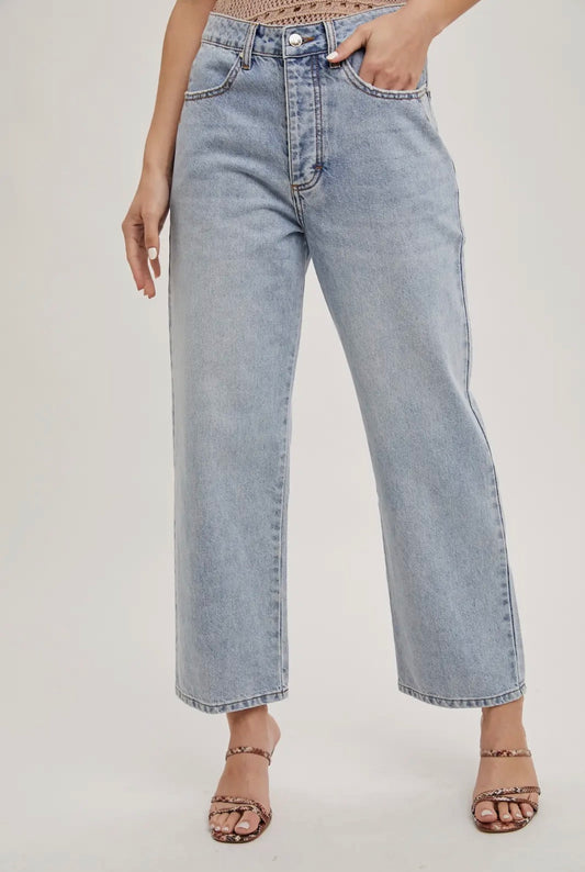 Mid Rise Cropped Denim Jeans