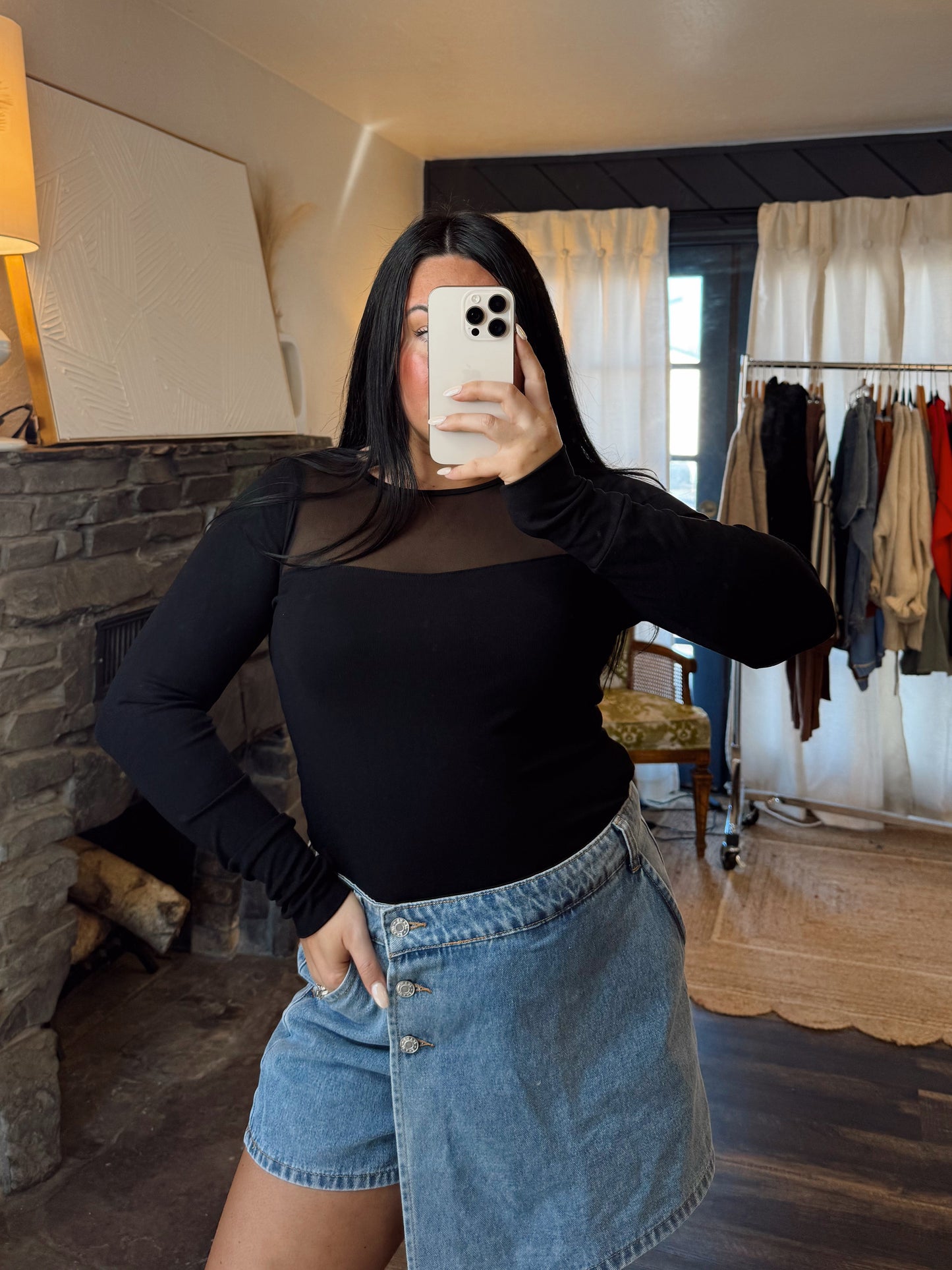 Black Mesh Panel Top