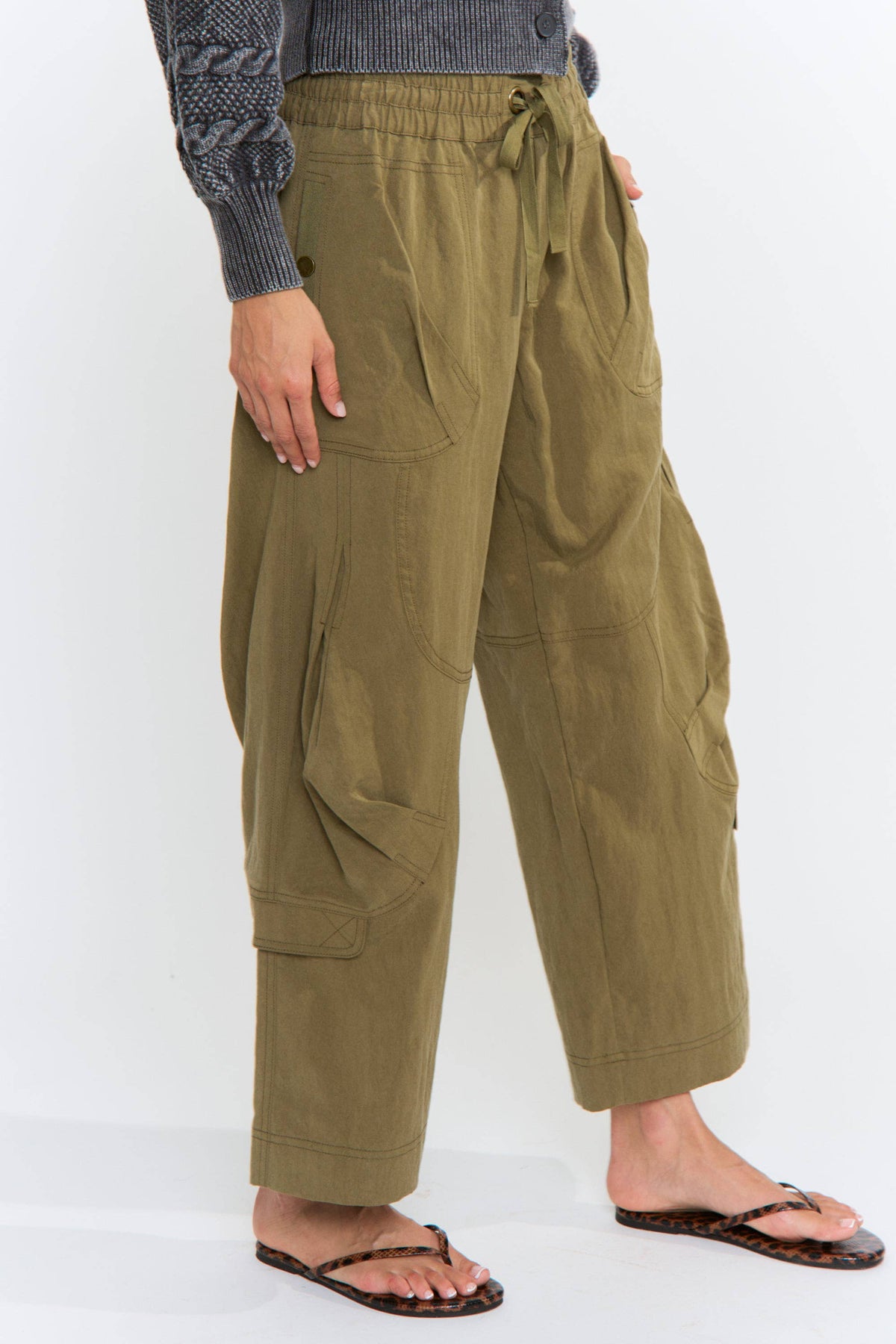 Work it Wide-Leg Cargo Pants