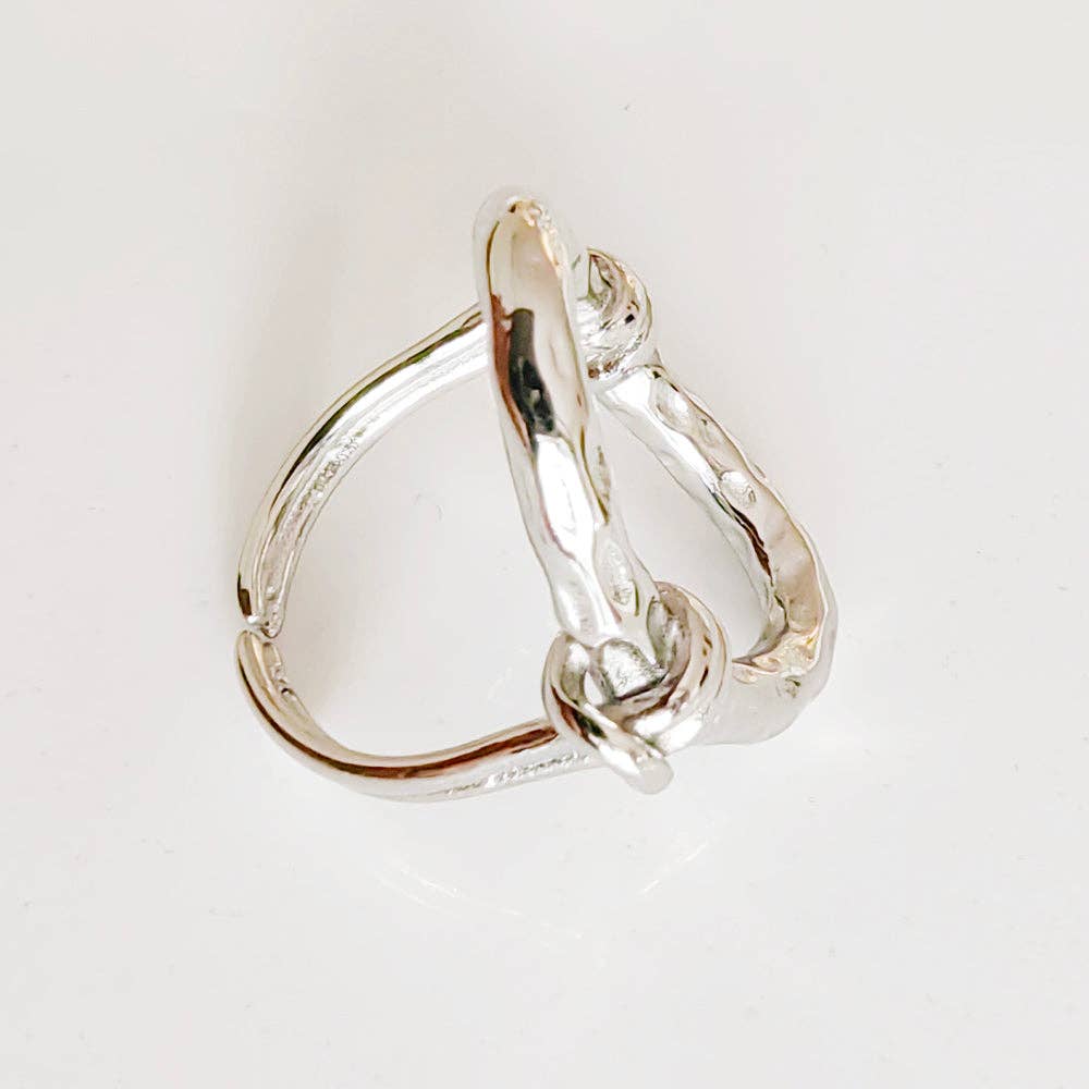 Siena Hammered Oval Ring | Stainless Steel & Non-Tarnish