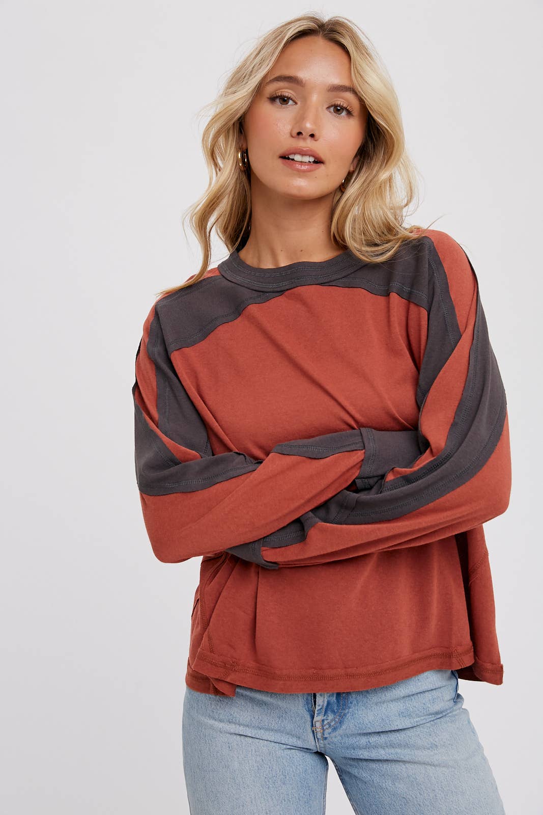 DOLMAN SLEEVED CONTRAST TOP