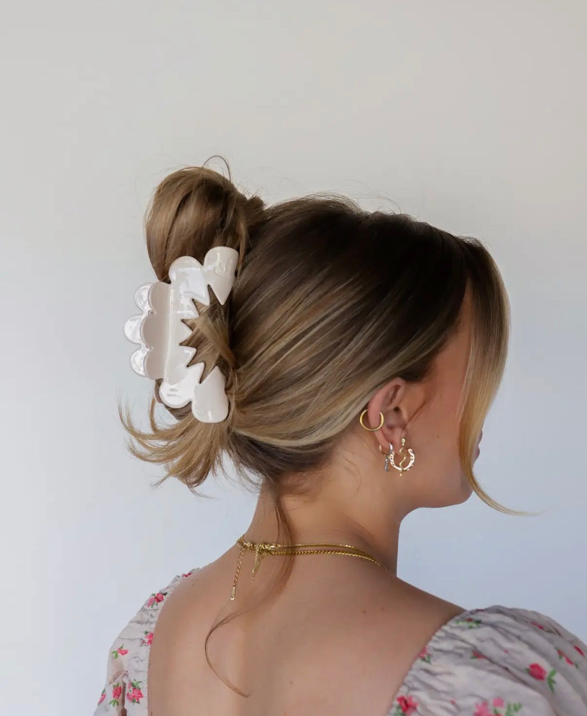 Spring Petal Arch Claw Clip