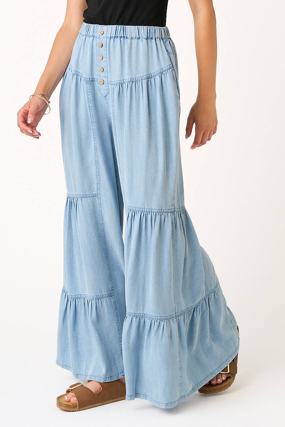 WASHED CHAMBRAY TIERED WIDE LEG BUTTON FRONT PANTS