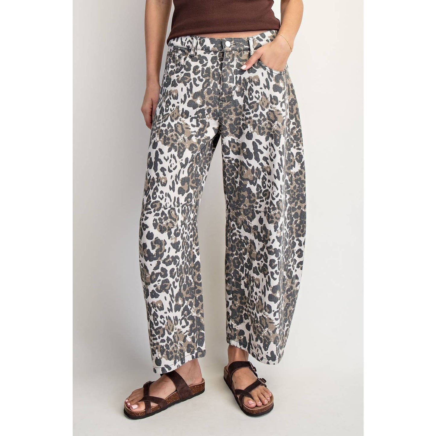 GOOD LUCK LEOPARD PRINTED BARREL JEANS