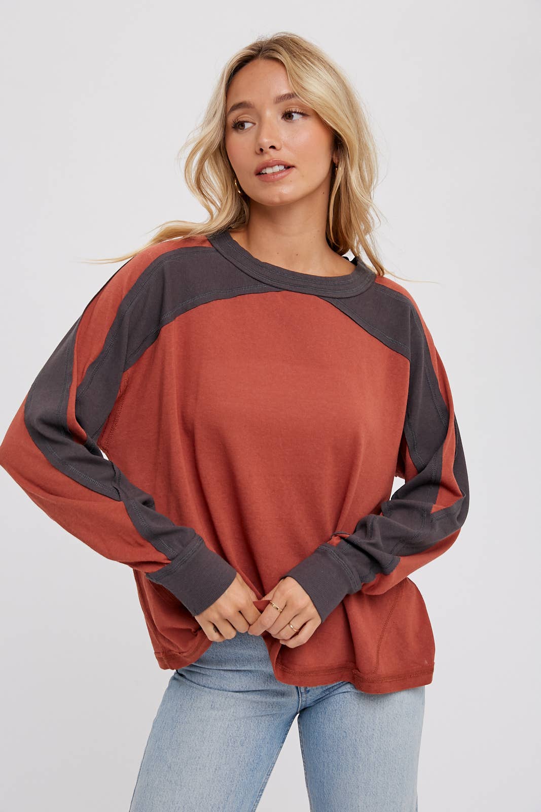 DOLMAN SLEEVED CONTRAST TOP