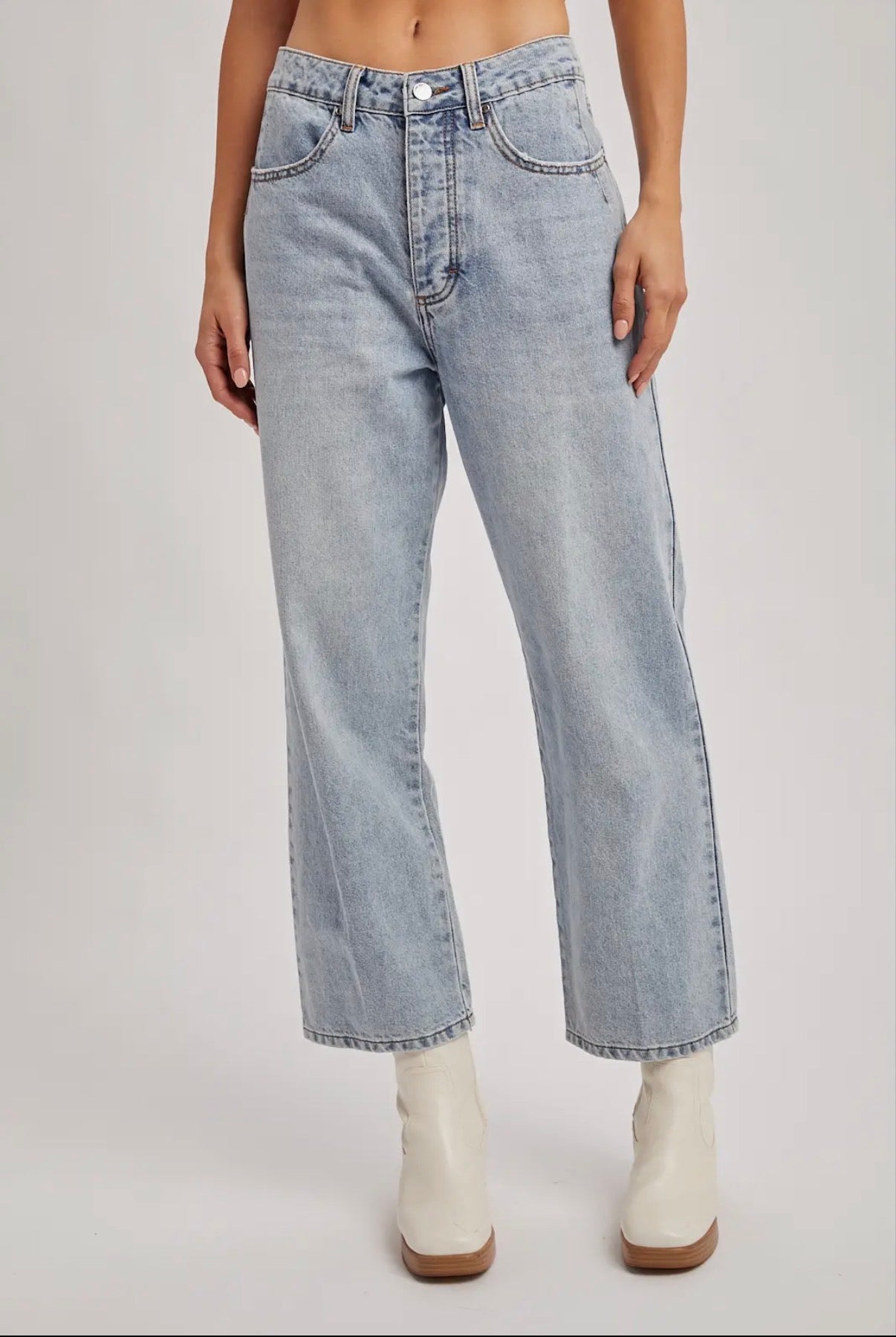Mid Rise Cropped Denim Jeans