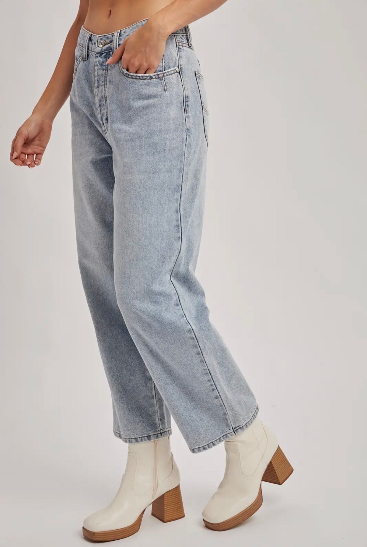 Mid Rise Cropped Denim Jeans