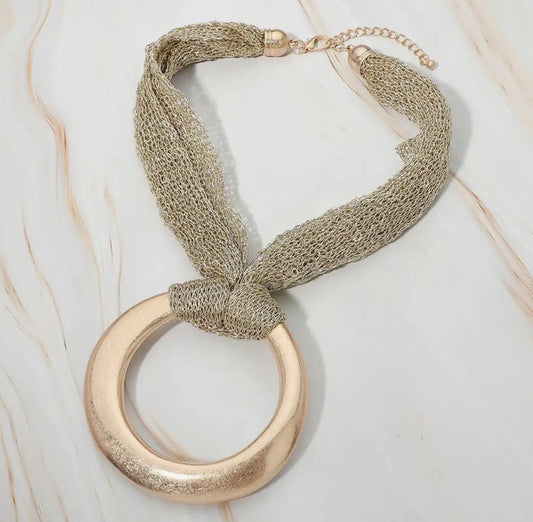 Oversized Mesh Circle Necklace