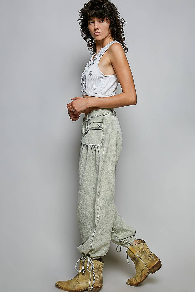 Floral Buttons Shirred Twill Wide Leg Jogger Pants